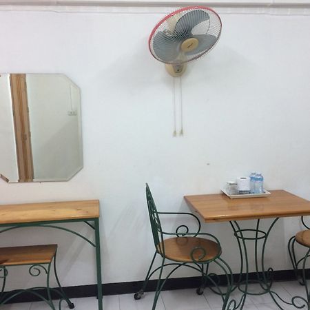 バーン クンメー アパート バンコク都 エクステリア 写真